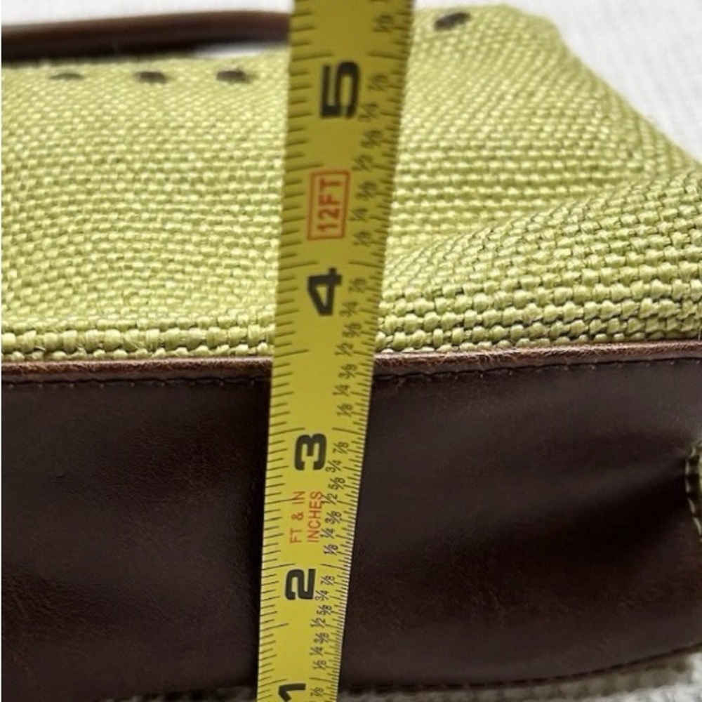 Relic Lime Green Woven Minibag - Picture 9 of 11